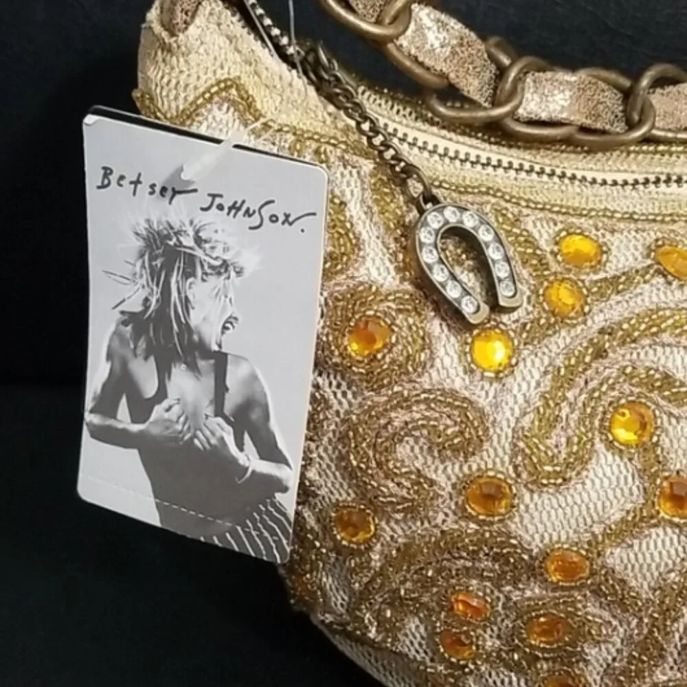 NWT Betsey Johnson SHOULDER BAG
